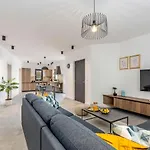 Isabela By Interhome Feriehus Nova Vas (Porec)