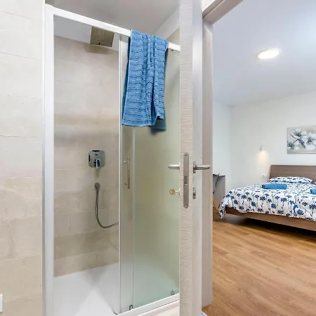 Isabela By Interhome Vikendica Nova Vas (Porec)