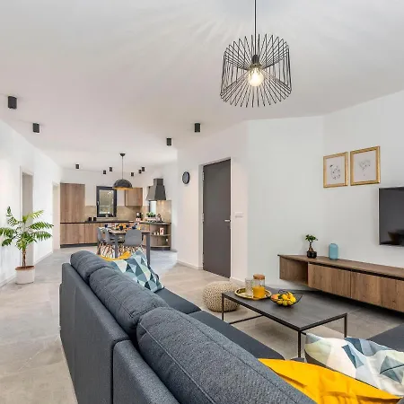 Isabela By Interhome Vikendica Nova Vas (Porec)