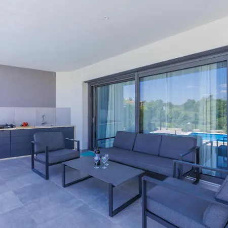 Isabela By Interhome *